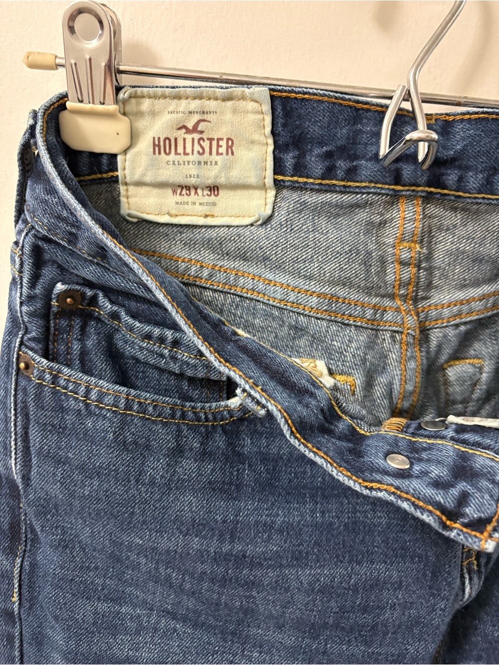 Hollister Medium Blue High-Rise Denim Jeans